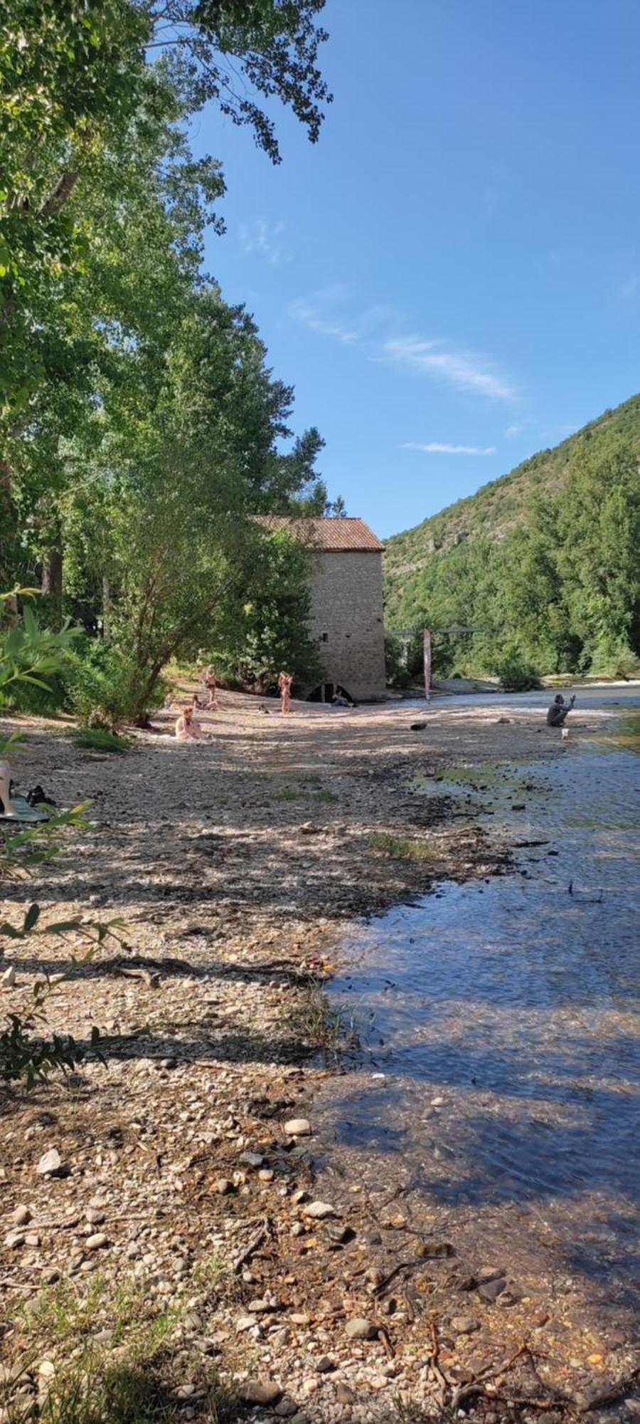 Gite O Nature Varen Exteriör bild